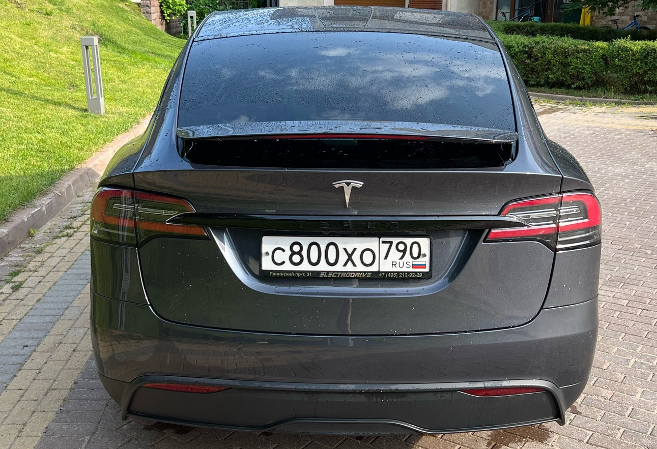 Аренда tesla model-x премиум класса 2021 года в городе Москва Динамо от 32000 руб./сутки, полный привод, двигатель: электро, объем 6 литров, каско (Впишу в полис), ОСАГО (Впишу в полис), без водителя, недорого, вид 4 - RentRide