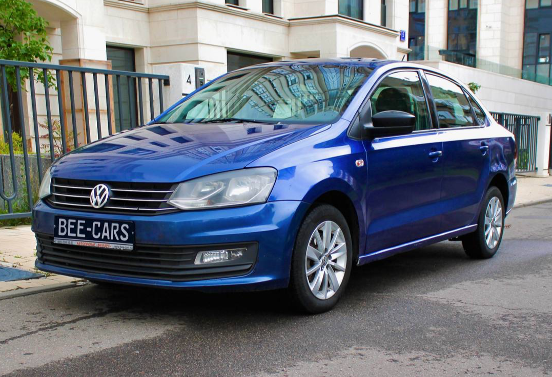 Аренда volkswagen polo эконом класса 2019 года в городе Москва Славянский бульвар от 2640 руб./сутки, передний привод, каско (Мультидрайв), ОСАГО (Мультидрайв), без водителя, недорого - RentRide