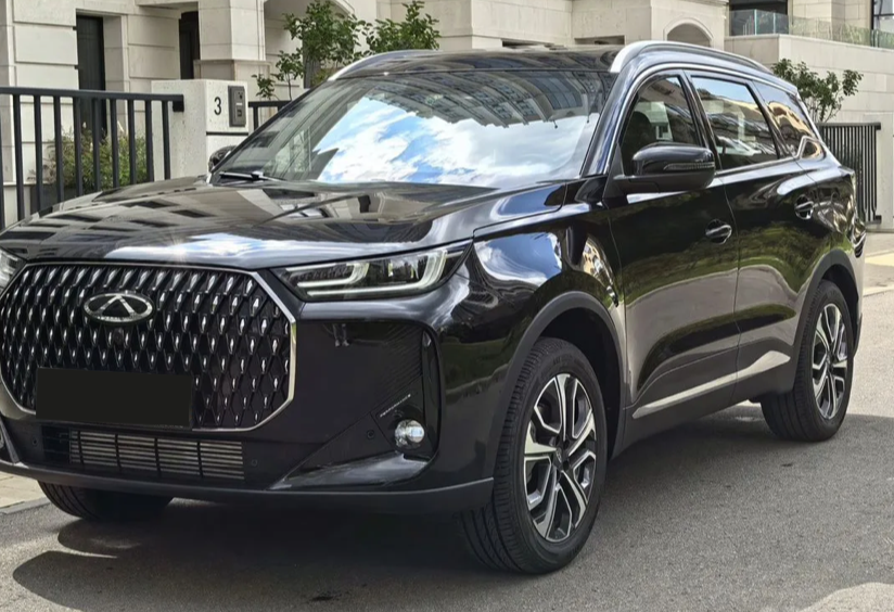 Аренда chery tiggo-7l комфорт класса 2024 года в городе Москва Славянский бульвар от 5200 руб./сутки, полный привод, каско (Мультидрайв), ОСАГО (Мультидрайв), без водителя, недорого - RentRide