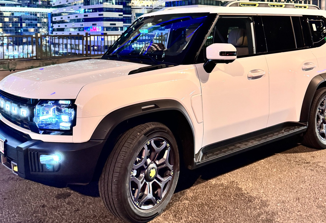 Аренда jetour t2 2024 года в городе Москва Отрадное от 8400 руб./сутки, полный привод, двигатель: бензин, объем 2 литра, каско (Мультидрайв), ОСАГО (Впишу в полис), без водителя, недорого, вид 2 - RentRide