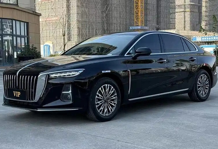 Аренда hongqi h5 бизнес класса 2024 года в городе Москва Преображенская площадь от 6000 руб./сутки, передний привод, двигатель: бензин, объем 2 литра, каско (Впишу в полис), ОСАГО (Впишу в полис), без водителя, недорого, вид 2 - RentRide
