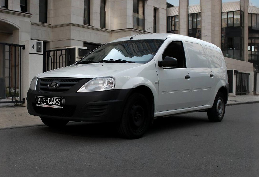 Аренда lada largus-furgon эконом класса 2015 года в городе Москва Славянский бульвар от 2500 руб./сутки, передний привод, каско (Мультидрайв), ОСАГО (Мультидрайв), без водителя, недорого - RentRide