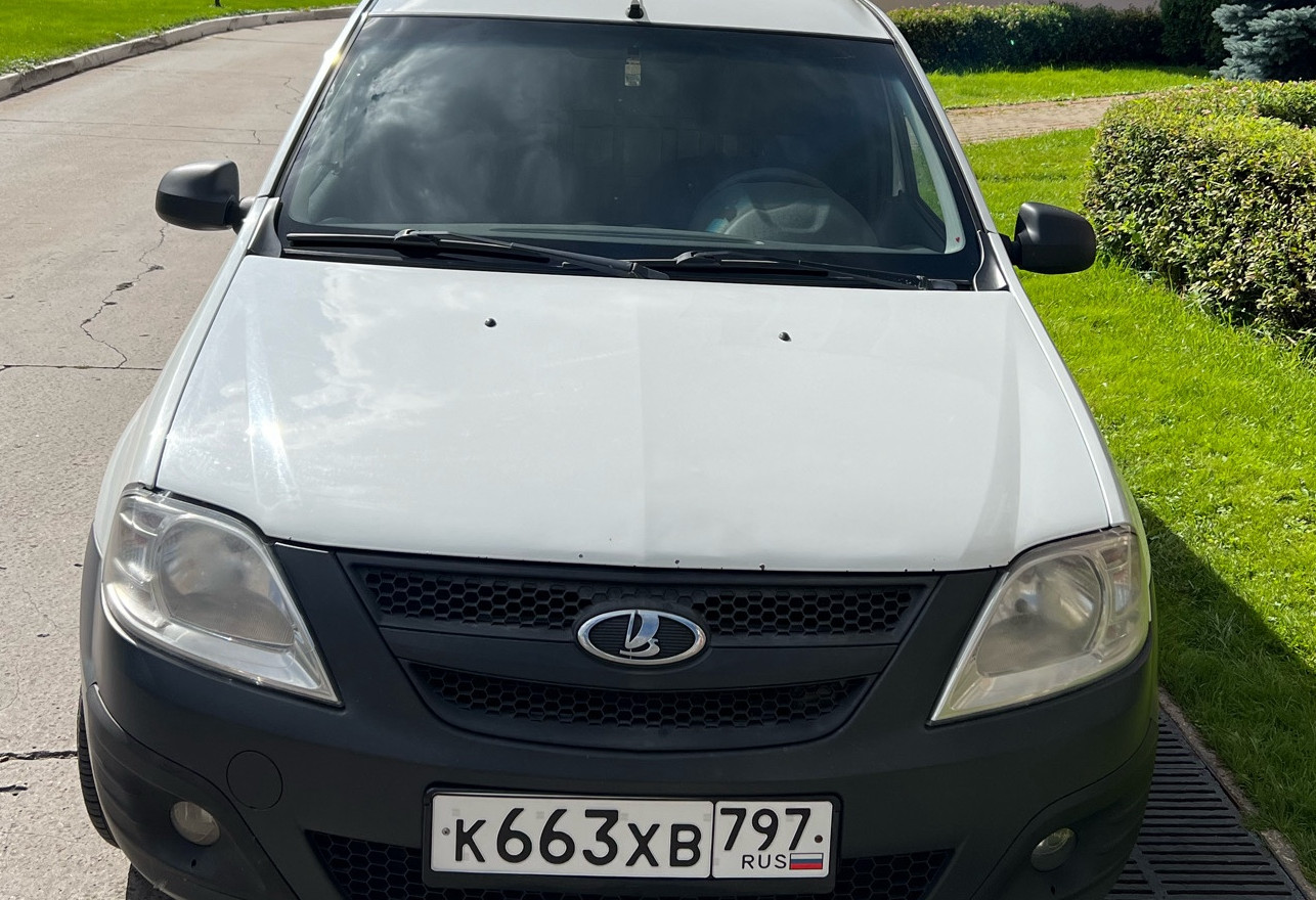 Аренда lada largus-furgon эконом класса 2017 года в городе Москва Минская от 2000 руб./сутки, передний привод, двигатель: бензин, объем 1.5 литров, ОСАГО (Впишу в полис), без водителя, недорого, вид 2 - RentRide