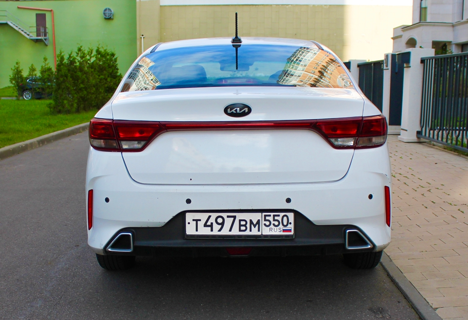 Аренда kia rio эконом класса 2021 года в городе Москва Славянский бульвар от 2700 руб./сутки, передний привод, двигатель: бензин, объем 1.4 литра, каско (Мультидрайв), ОСАГО (Мультидрайв), без водителя, недорого, вид 9 - RentRide