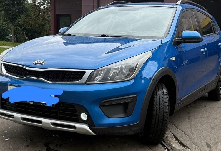 Аренда kia rio-x-line эконом класса 2019 года в городе Москва Бульвар Дмитрия Донского от 1800 руб./сутки, передний привод, двигатель: бензин, объем 1.4 литра, ОСАГО (Мультидрайв), без водителя, недорого - RentRide