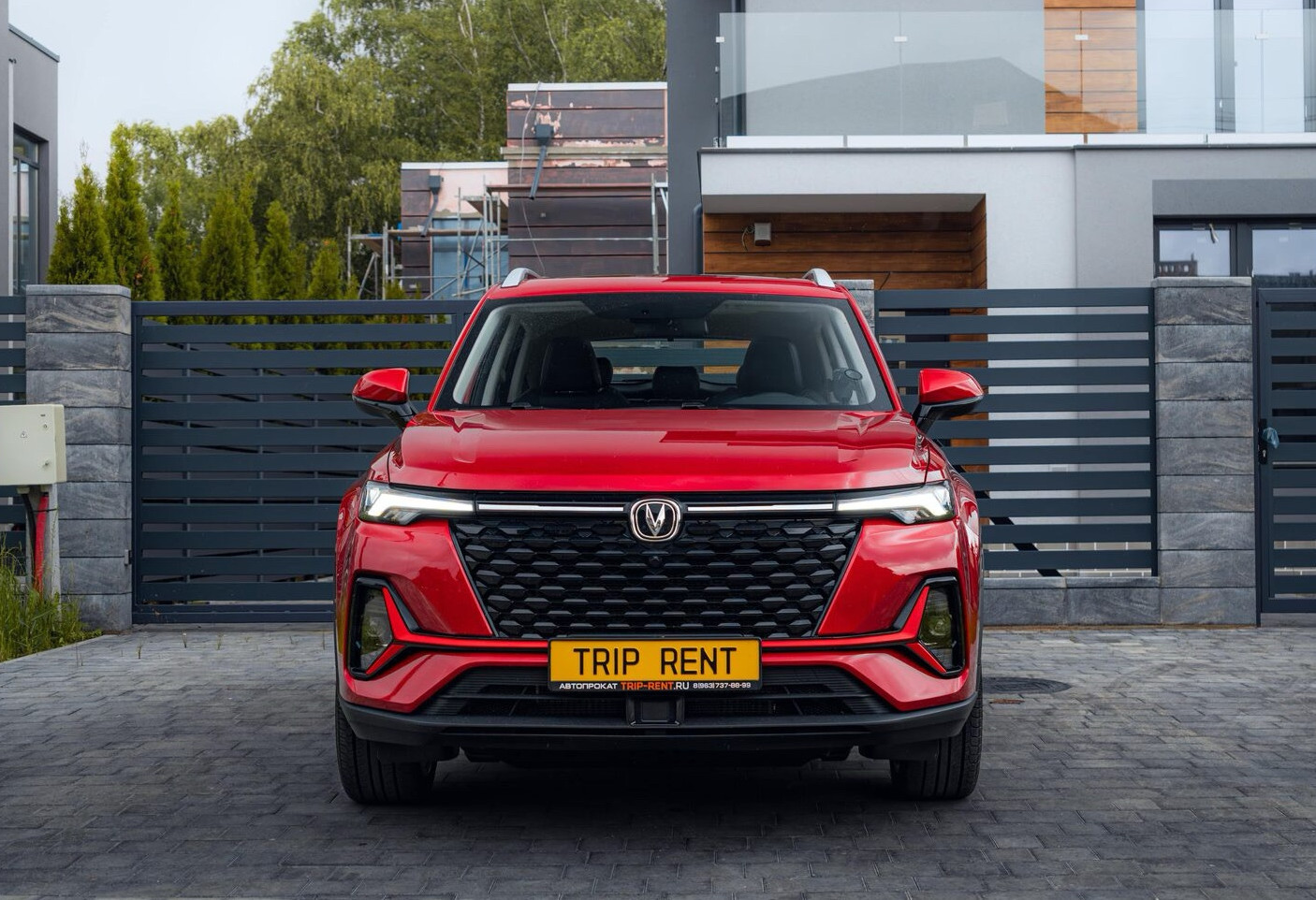 Аренда changan cs35plus комфорт класса 2024 года в городе Москва от 3992 руб./сутки, передний привод, двигатель: бензин, объем 1.4 литра, ОСАГО (Мультидрайв), без водителя, недорого, вид 2 - RentRide