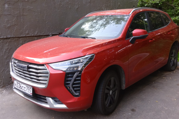 Прокат авто haval jolion эконом класса 2023 года в городе Москва Новые Черемушки от 2800 руб./сутки, полный привод, двигатель: бензин, объем 1.5 литров, ОСАГО (Мультидрайв), без водителя, недорого - RentRide