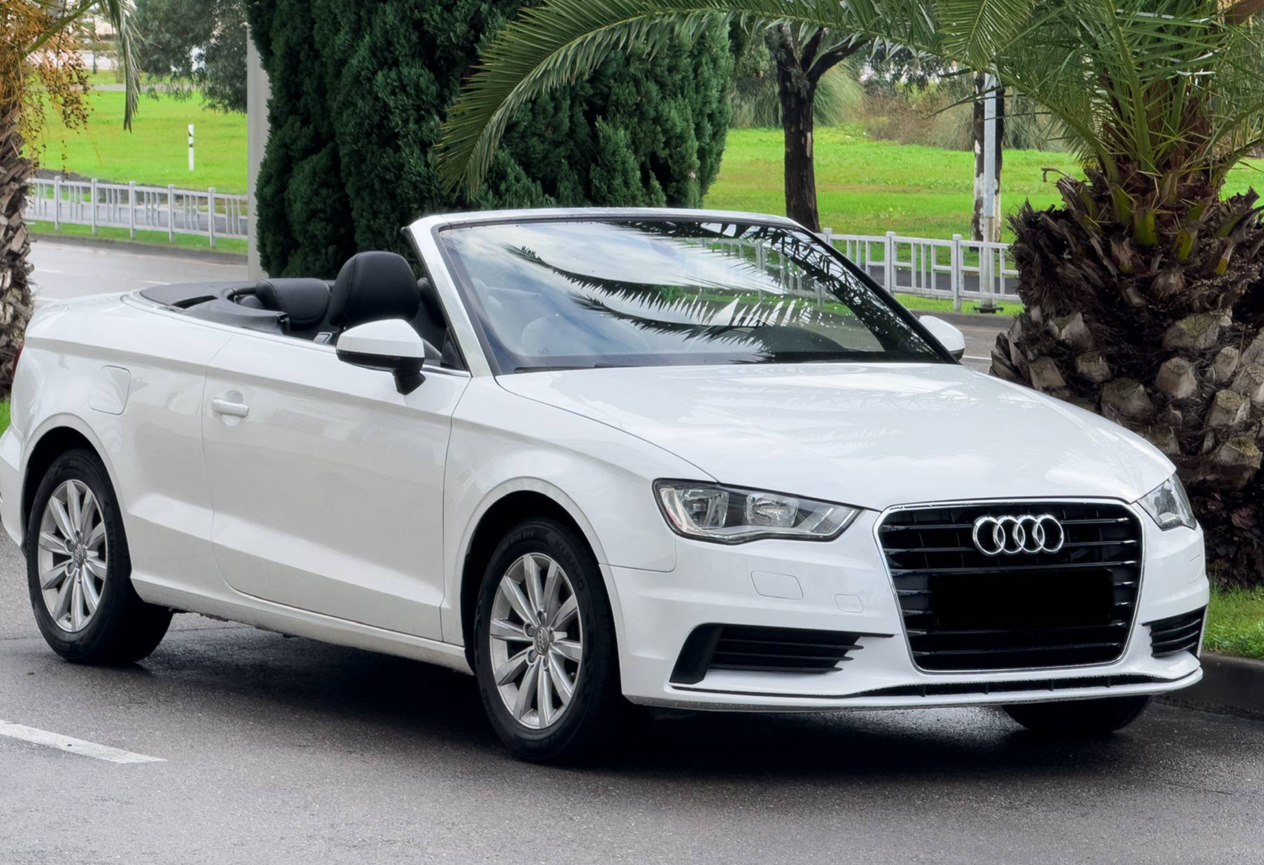 Аренда audi a3 бизнес класса 2016 года в городе Москва от 5200 руб./сутки, передний привод, двигатель: бензин, объем 1.4 литра, ОСАГО (Мультидрайв), без водителя, недорого, вид 2 - RentRide