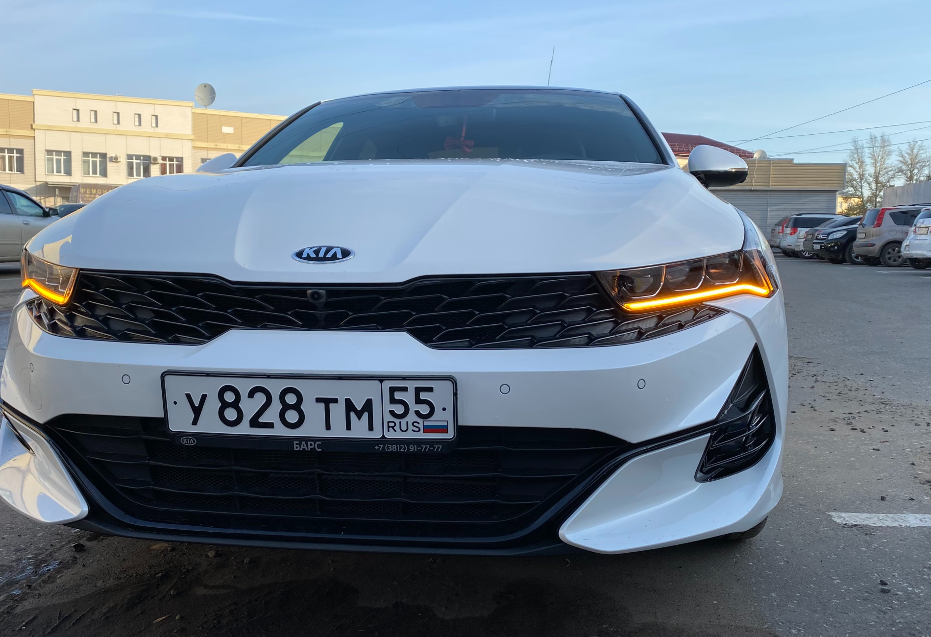 Аренда kia k5 комфорт класса 2020 года в городе Москва Перово от 4800 руб./сутки, передний привод, двигатель: бензин, объем 2.5 литров, ОСАГО (Мультидрайв), без водителя, недорого, вид 2 - RentRide