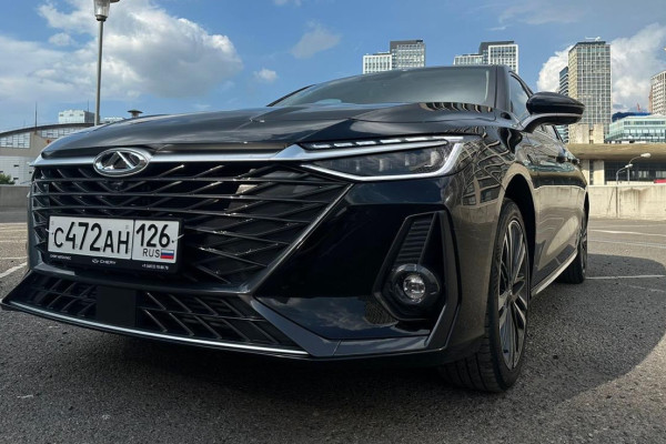 Прокат авто chery arrizo-8 комфорт класса 2025 года в городе Москва Нагорная от 6000 руб./сутки, передний привод, двигатель: бензин, объем 1.6 литров, каско (Мультидрайв), ОСАГО (Мультидрайв), без водителя, недорого - RentRide
