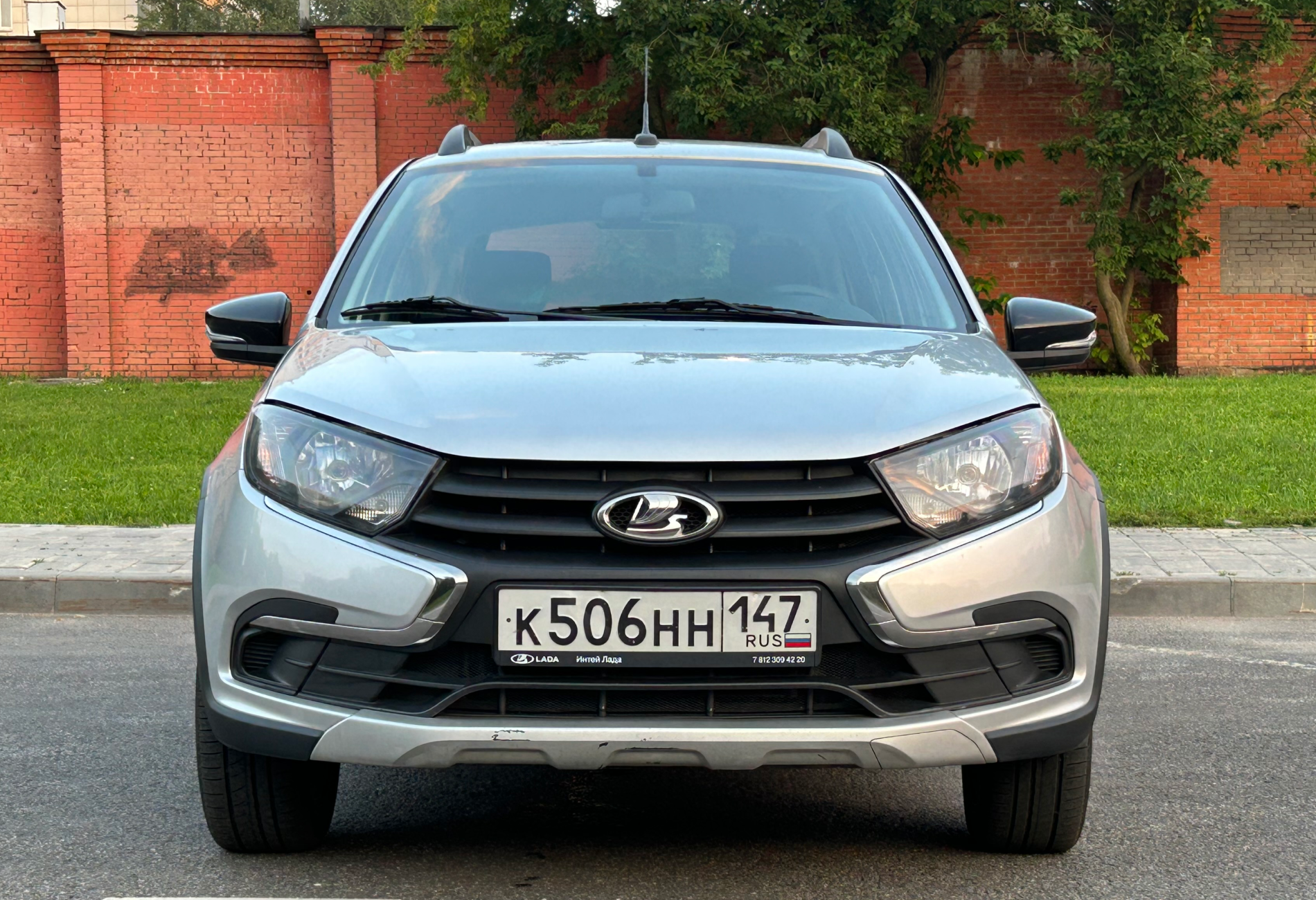 Аренда lada granta эконом класса 2023 года в городе Москва Верхние Лихоборы от 1840 руб./сутки, передний привод, двигатель: бензин, объем 1.6 литров, ОСАГО (Впишу в полис), без водителя, недорого, вид 3 - RentRide