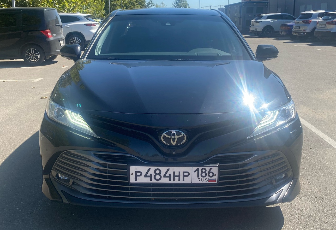 Аренда toyota camry комфорт класса 2021 года в городе Москва от 8800 руб./сутки, передний привод, двигатель: бензин, объем 3.5 литров, ОСАГО (Впишу в полис), без водителя, недорого, вид 7 - RentRide