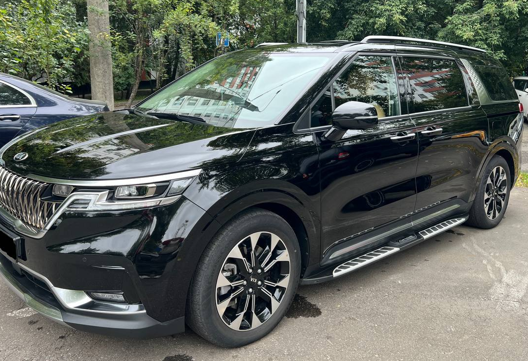 Аренда kia carnival комфорт класса 2021 года в городе Москва Строгино от 10000 руб./сутки, передний привод, двигатель: дизель, объем 2.2 литра, каско (Мультидрайв), ОСАГО (Мультидрайв), без водителя, недорого - RentRide