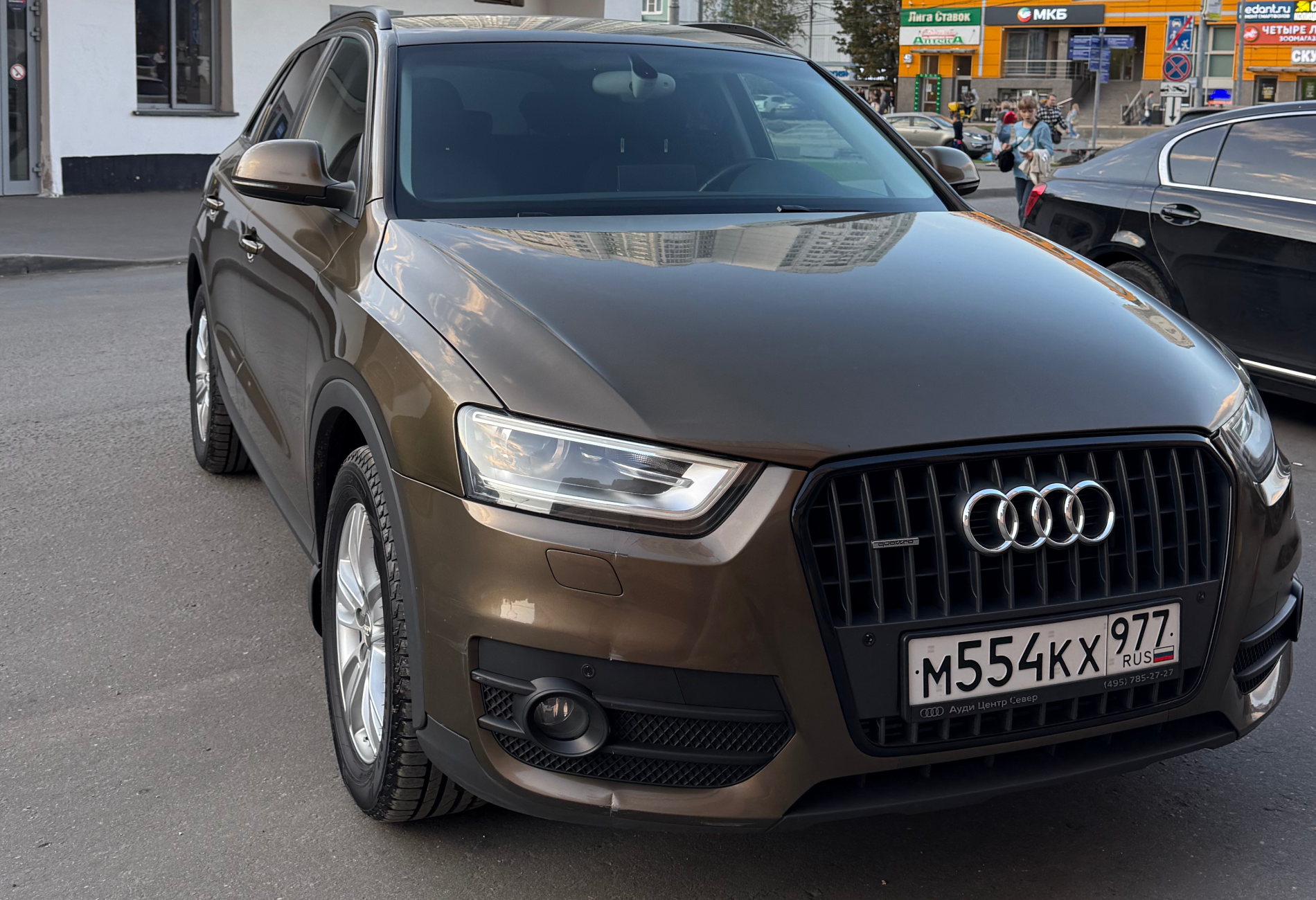 Аренда audi q3 комфорт класса 2013 года в городе Москва Беляево от 4000 руб./сутки, полный привод, двигатель: бензин, объем 2 литра, ОСАГО (Мультидрайв), без водителя, недорого, вид 2 - RentRide
