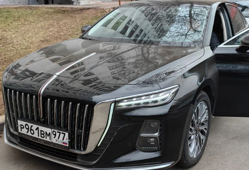 Аренда hongqi h5 бизнес класса 2023 года в городе Москва Таганская от 6900 руб./сутки, передний привод, двигатель: бензин, объем 2 литра, каско (Мультидрайв), ОСАГО (Мультидрайв), без водителя, недорого - RentRide