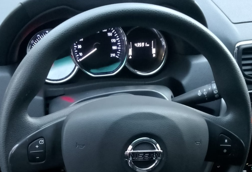 Аренда nissan terrano эконом класса 2020 года в городе Москва Коломенская от 2200 руб./сутки, передний привод, двигатель: бензин, объем 1.6 литров, ОСАГО (Мультидрайв), без водителя, недорого, вид 4 - RentRide