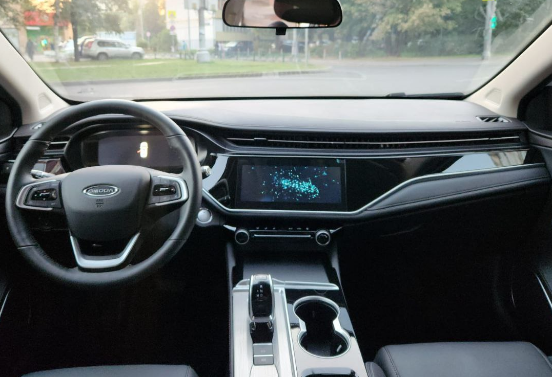 Аренда omoda s5 эконом класса 2023 года в городе Москва Таганская от 3400 руб./сутки, передний привод, двигатель: бензин, объем 1.5 литров, каско (Мультидрайв), ОСАГО (Мультидрайв), без водителя, недорого, вид 5 - RentRide