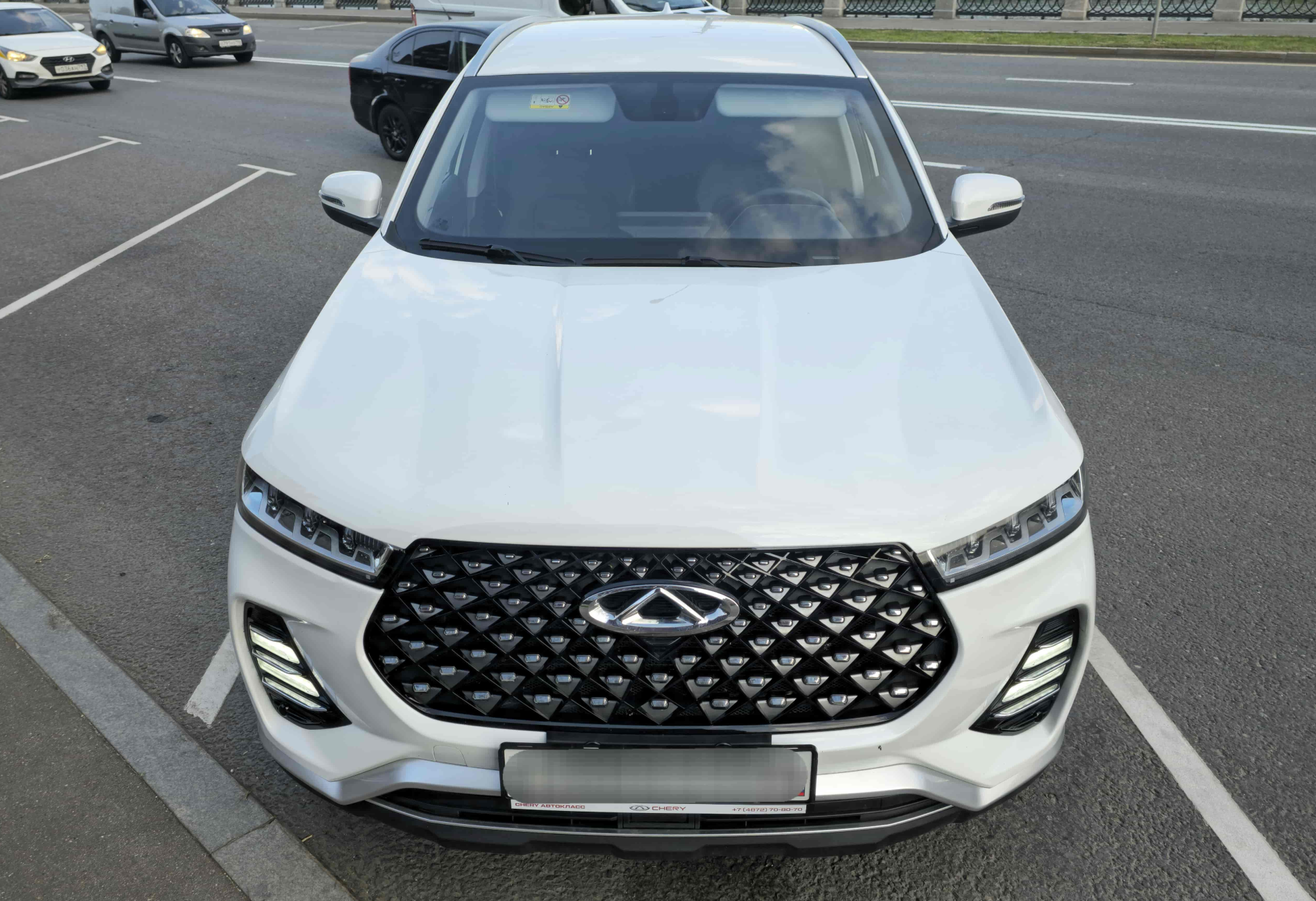 Аренда chery tiggo-7-pro 2022 года в городе Москва Таганская от 4300 руб./сутки, передний привод, двигатель: бензин, объем 1.5 литров, каско (Мультидрайв), ОСАГО (Мультидрайв), без водителя, недорого - RentRide