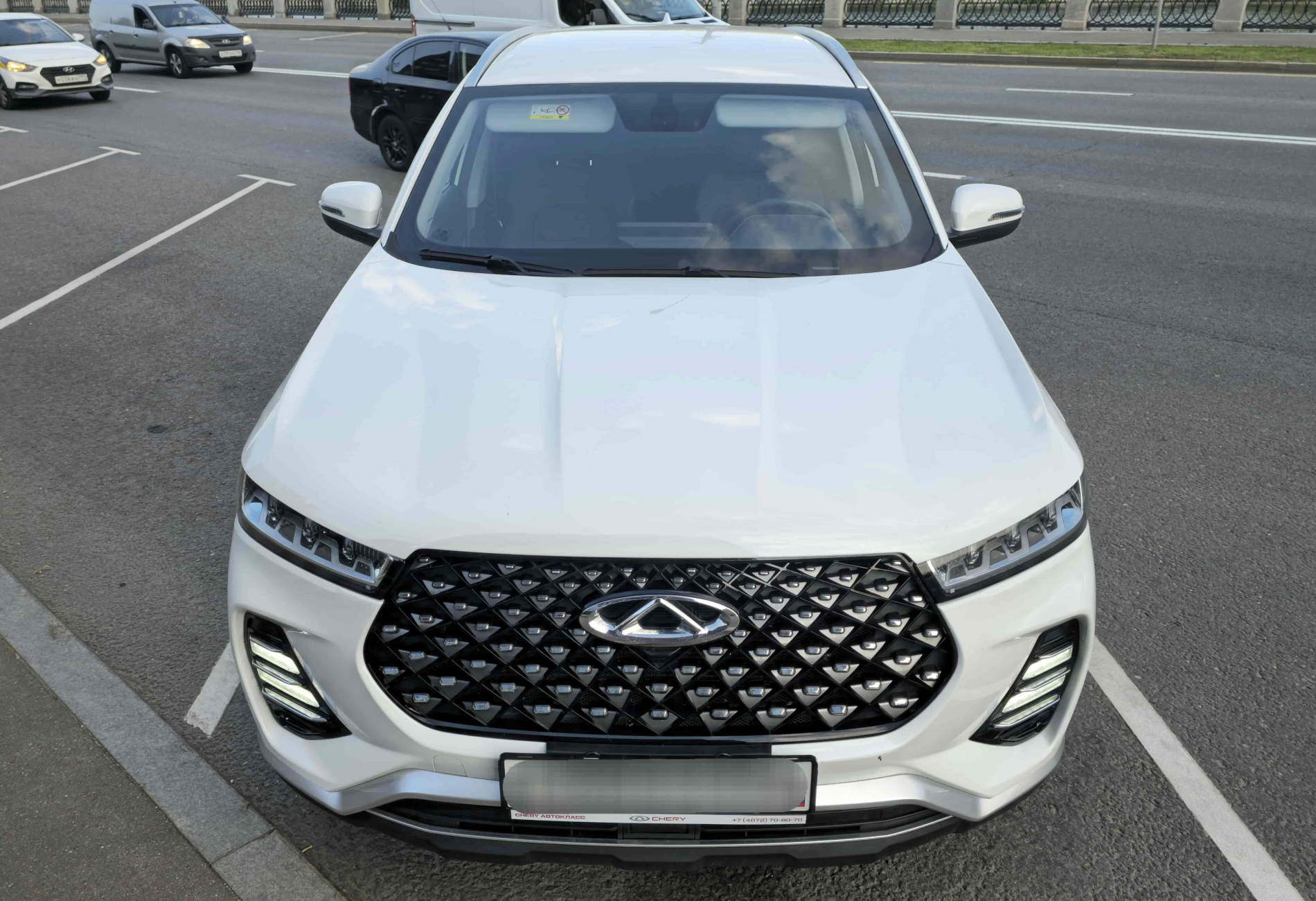 Аренда chery tiggo-7-pro 2022 года в городе Москва Таганская от 4300 руб./сутки, передний привод, двигатель: бензин, объем 1.5 литров, каско (Мультидрайв), ОСАГО (Мультидрайв), без водителя, недорого - RentRide