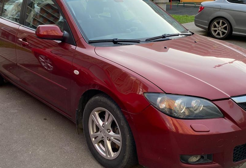 Аренда mazda 3 эконом класса 2008 года в городе Москва Бульвар Дмитрия Донского от 1650 руб./сутки, передний привод, двигатель: бензин, объем 1.6 литров, ОСАГО (Мультидрайв), без водителя, недорого, вид 3 - RentRide