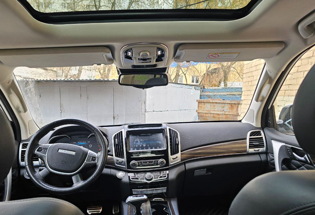 Аренда haval h9 эконом класса 2023 года в городе Москва Таганская от 6700 руб./сутки, полный привод, двигатель: бензин, объем 2 литра, каско (Мультидрайв), ОСАГО (Мультидрайв), без водителя, недорого, вид 3 - RentRide