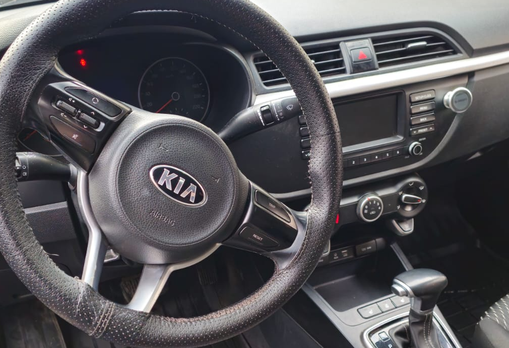 Аренда kia rio 2019 года в городе Москва Таганская от 2500 руб./сутки, передний привод, двигатель: бензин, объем 1.6 литров, каско (Мультидрайв), ОСАГО (Мультидрайв), без водителя, недорого, вид 5 - RentRide
