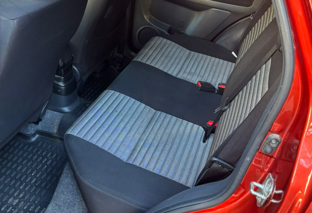 Аренда suzuki sx4 эконом класса 2010 года в городе Москва Каширская от 2300 руб./сутки, передний привод, двигатель: бензин, объем 1.6 литров, ОСАГО (Впишу в полис), без водителя, недорого, вид 6 - RentRide