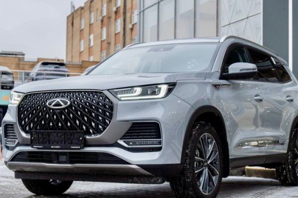 Прокат авто chery tiggo-8-pro-max комфорт класса 2023 года в городе Краснодар от 8000 руб./сутки, полный привод, двигатель: бензин, объем 2 литра, каско (Мультидрайв), ОСАГО (Мультидрайв), без водителя, недорого - RentRide