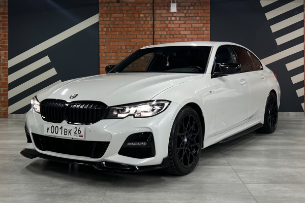 Прокат авто bmw 3-serii бизнес класса 2019 года в городе Москва Юго-Восточная от 7040 руб./сутки, полный привод, двигатель: дизель, объем 2 литра, каско (Мультидрайв), ОСАГО (Мультидрайв), без водителя, недорого - RentRide