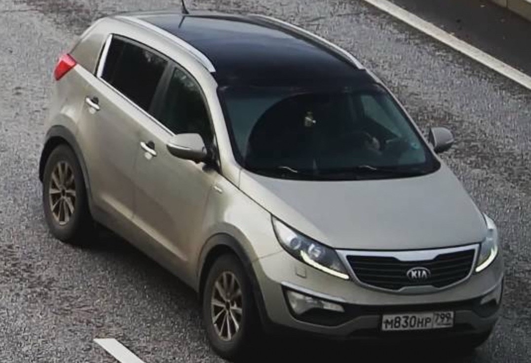 Аренда kia sportage эконом класса 2014 года в городе Москва Каширская от 2400 руб./сутки, полный привод, двигатель: дизель, объем 2 литра, ОСАГО (Мультидрайв), без водителя, недорого - RentRide