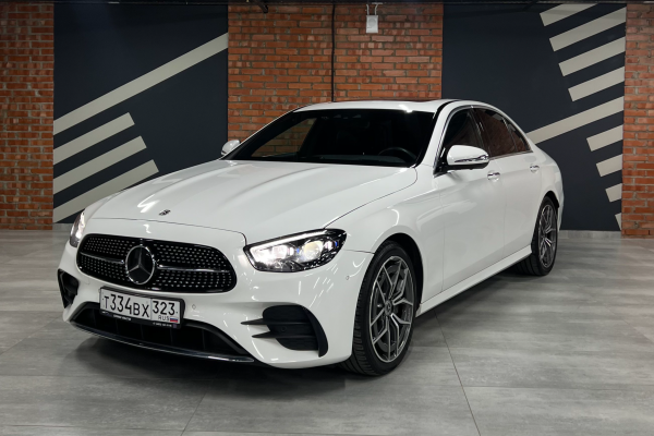 Прокат авто mercedes-benz e-klass бизнес класса 2021 года в городе Москва Выхино от 8720 руб./сутки, полный привод, двигатель: дизель, объем 2 литра, каско (Мультидрайв), ОСАГО (Мультидрайв), без водителя, недорого - RentRide