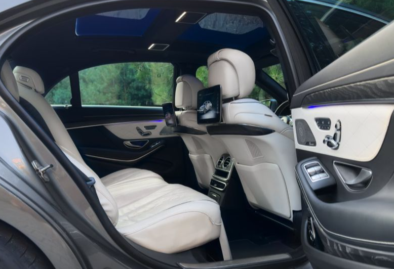 Аренда mercedes-benz s-klass премиум класса 2018 года в городе Москва от 10392 руб./сутки, полный привод, двигатель: дизель, объем 340 литров, ОСАГО (Мультидрайв), без водителя, недорого, вид 3 - RentRide