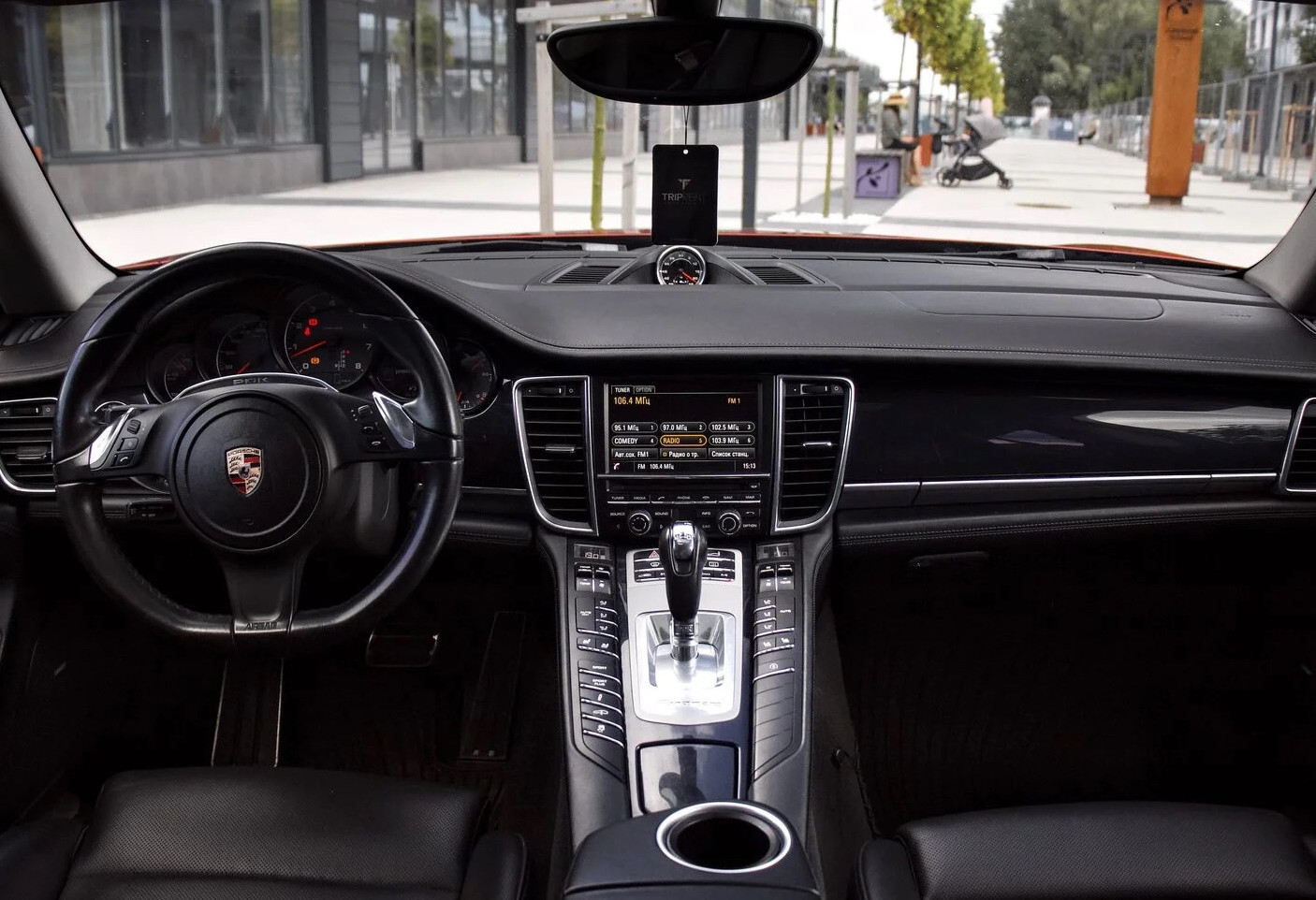 Аренда porsche panamera премиум класса 2014 года в городе Москва от 9592 руб./сутки, передний привод, двигатель: бензин, объем 3.6 литров, ОСАГО (Мультидрайв), без водителя, недорого, вид 7 - RentRide