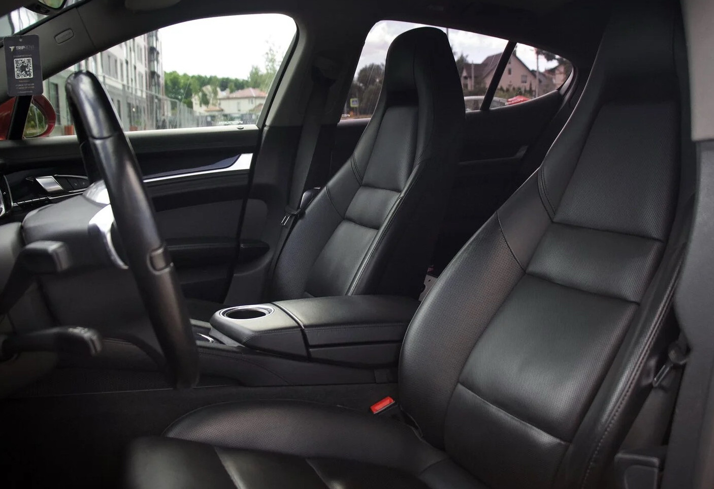 Аренда porsche panamera премиум класса 2014 года в городе Москва от 9592 руб./сутки, передний привод, двигатель: бензин, объем 3.6 литров, ОСАГО (Мультидрайв), без водителя, недорого, вид 5 - RentRide
