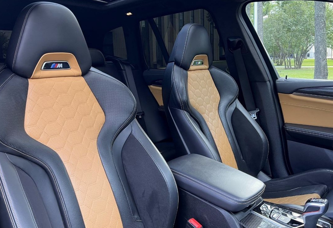 Аренда bmw x3 бизнес класса 2018 года в городе Москва от 25600 руб./сутки, полный привод, двигатель: бензин, объем 3 литра, ОСАГО (Мультидрайв), без водителя, недорого, вид 3 - RentRide