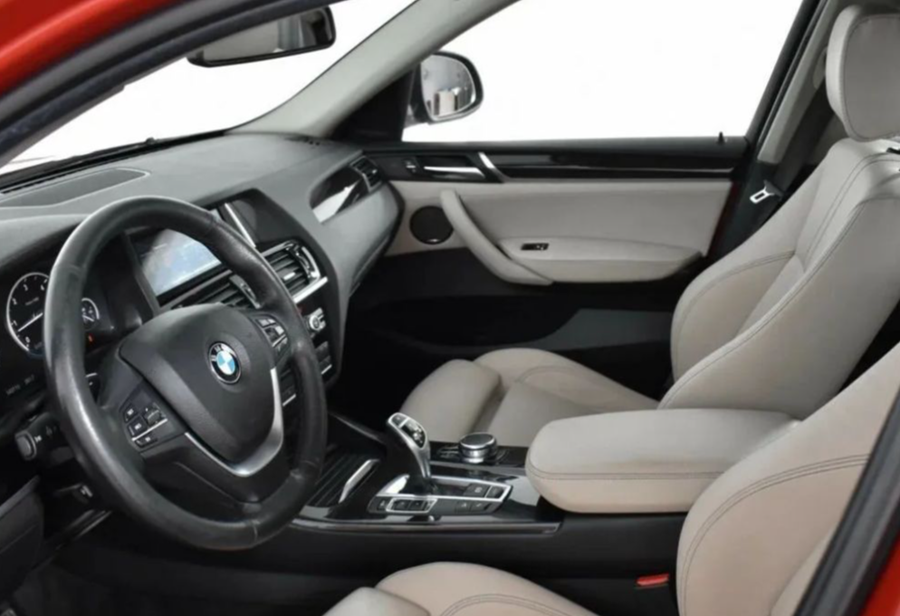 Аренда bmw x4 бизнес класса 2020 года в городе Москва от 6792 руб./сутки, полный привод, двигатель: бензин, объем 2 литра, ОСАГО (Мультидрайв), без водителя, недорого, вид 5 - RentRide