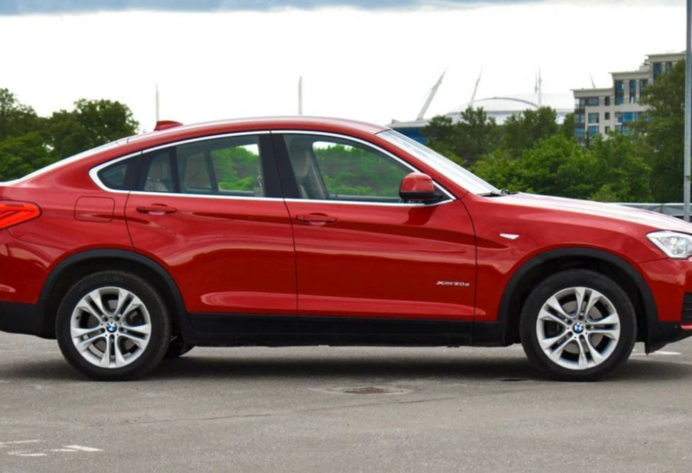 Аренда bmw x4 бизнес класса 2020 года в городе Москва от 6792 руб./сутки, полный привод, двигатель: бензин, объем 2 литра, ОСАГО (Мультидрайв), без водителя, недорого, вид 4 - RentRide