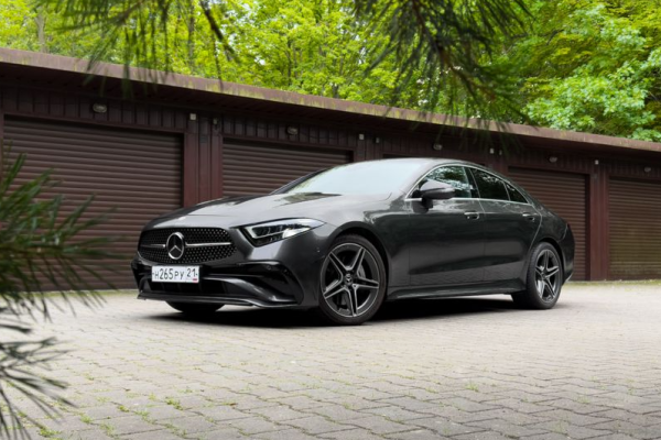 Прокат авто mercedes-benz cls бизнес класса 2022 года в городе Калининград от 7992 руб./сутки, полный привод, двигатель: дизель, объем 2 литра, ОСАГО (Мультидрайв), без водителя, недорого - RentRide