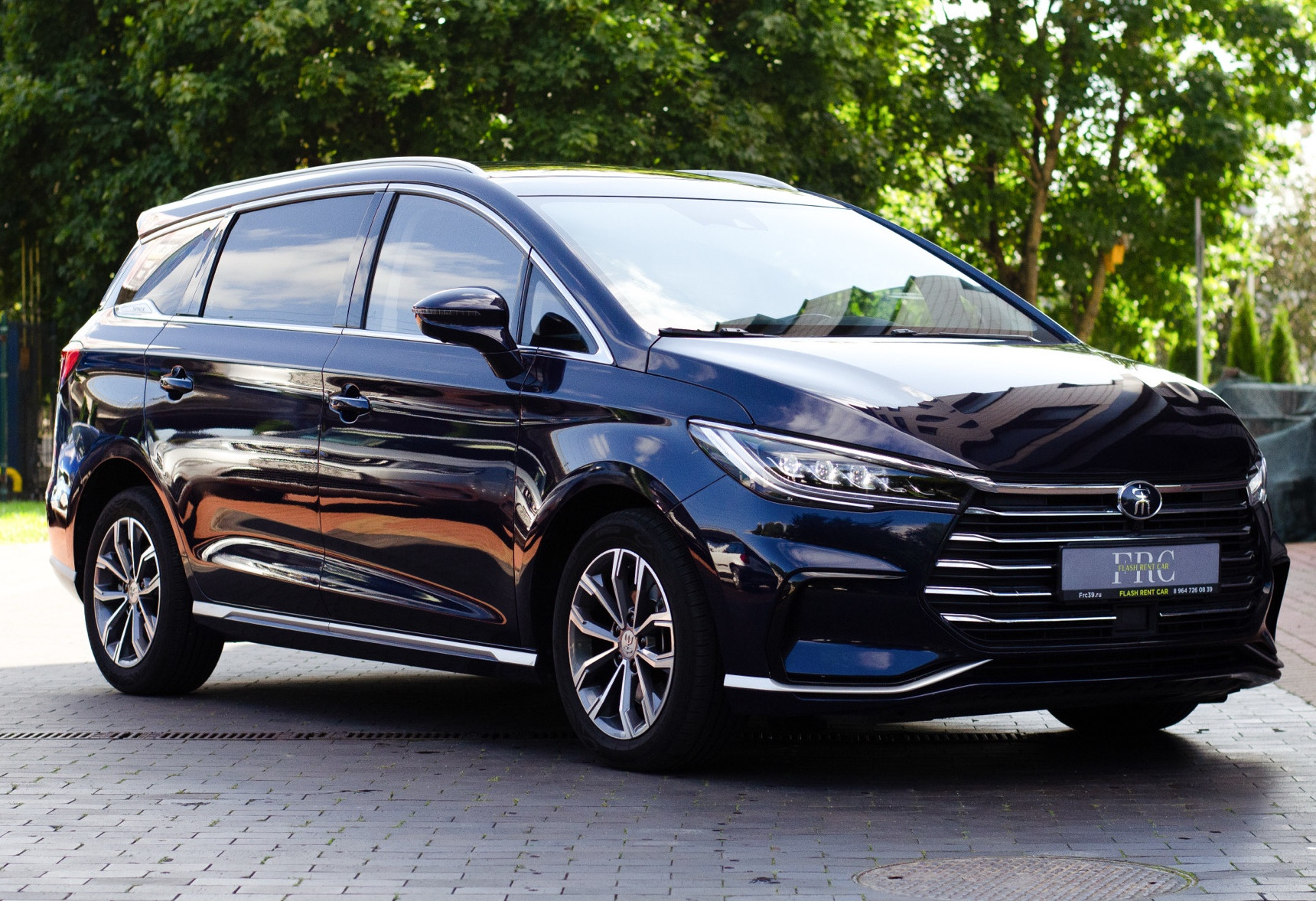 Аренда byd song-pro 2021 года в городе Москва от 3592 руб./сутки, передний привод, двигатель: бензин, объем 1.5 литров, каско (Впишу в полис), ОСАГО (Мультидрайв), без водителя, недорого, вид 2 - RentRide