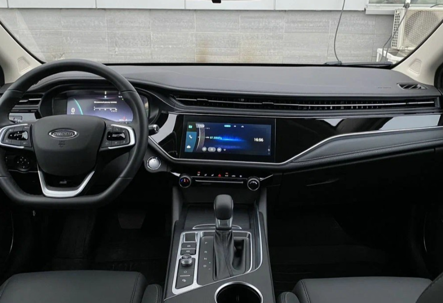 Аренда omoda s5 стандарт класса 2024 года в городе Москва Щукинская от 3000 руб./сутки, передний привод, двигатель: бензин, объем 1.5 литров, каско (Мультидрайв), ОСАГО (Мультидрайв), без водителя, недорого, вид 10 - RentRide