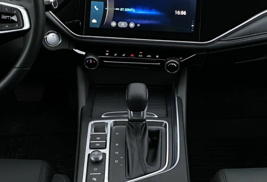 Аренда omoda s5 стандарт класса 2024 года в городе Москва Щукинская от 3000 руб./сутки, передний привод, двигатель: бензин, объем 1.5 литров, каско (Мультидрайв), ОСАГО (Мультидрайв), без водителя, недорого, вид 12 - RentRide