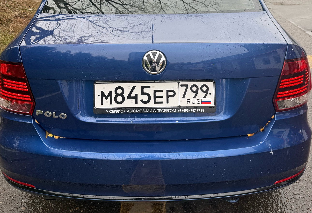 Аренда volkswagen polo эконом класса 2018 года в городе Москва Отрадное от 2099 руб./сутки, передний привод, двигатель: бензин, объем 1.6 литров, ОСАГО (Мультидрайв), без водителя, недорого, вид 3 - RentRide