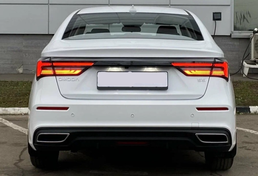 Аренда omoda s5 стандарт класса 2024 года в городе Москва Щукинская от 3000 руб./сутки, передний привод, двигатель: бензин, объем 1.5 литров, каско (Мультидрайв), ОСАГО (Мультидрайв), без водителя, недорого, вид 6 - RentRide