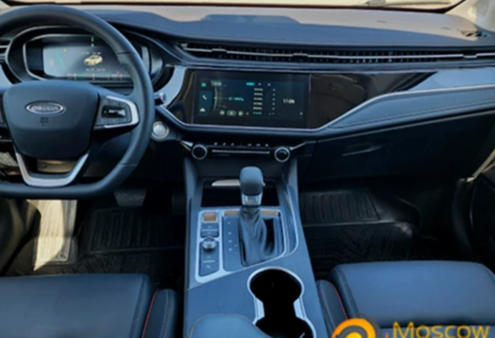 Аренда omoda s5 эконом класса 2024 года в городе Москва Щукинская от 3360 руб./сутки, передний привод, двигатель: бензин, объем 1.5 литров, каско (Мультидрайв), ОСАГО (Мультидрайв), без водителя, недорого, вид 5 - RentRide