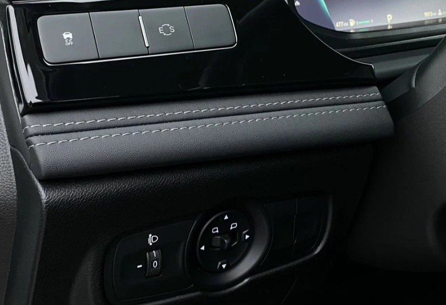 Аренда omoda s5 стандарт класса 2024 года в городе Москва Чертановская от 3000 руб./сутки, передний привод, двигатель: бензин, объем 1.5 литров, каско (Мультидрайв), ОСАГО (Мультидрайв), без водителя, недорого, вид 17 - RentRide