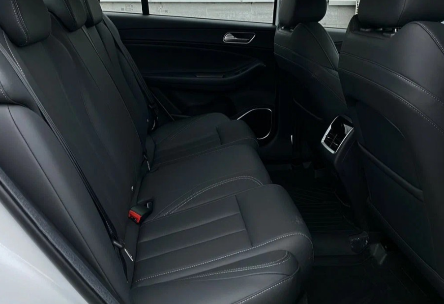 Аренда omoda s5 стандарт класса 2024 года в городе Москва Чертановская от 3000 руб./сутки, передний привод, двигатель: бензин, объем 1.5 литров, каско (Мультидрайв), ОСАГО (Мультидрайв), без водителя, недорого, вид 20 - RentRide