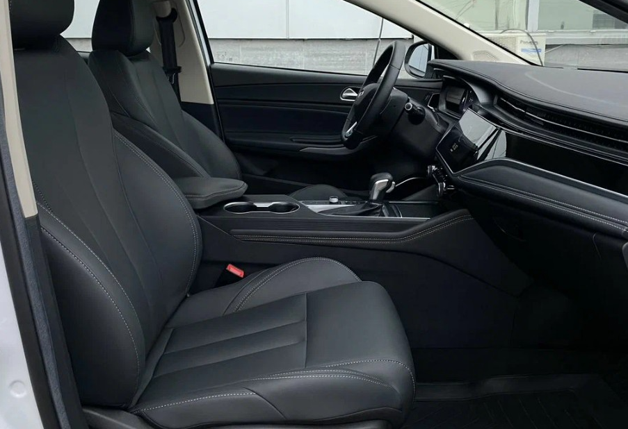 Аренда omoda s5 стандарт класса 2024 года в городе Москва Чертановская от 3000 руб./сутки, передний привод, двигатель: бензин, объем 1.5 литров, каско (Мультидрайв), ОСАГО (Мультидрайв), без водителя, недорого, вид 19 - RentRide