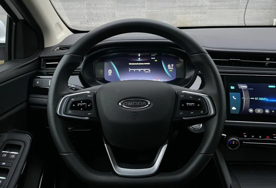 Аренда omoda s5 стандарт класса 2023 года в городе Москва Чертановская от 3000 руб./сутки, передний привод, двигатель: бензин, объем 1.5 литров, каско (Мультидрайв), ОСАГО (Мультидрайв), без водителя, недорого, вид 14 - RentRide