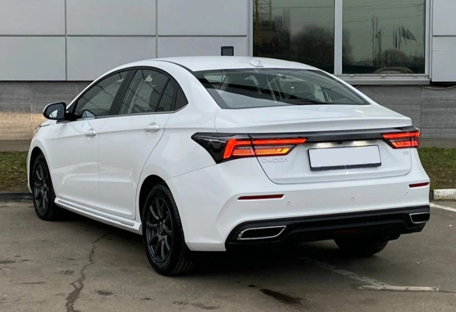 Аренда omoda s5 стандарт класса 2023 года в городе Москва Чертановская от 3000 руб./сутки, передний привод, двигатель: бензин, объем 1.5 литров, каско (Мультидрайв), ОСАГО (Мультидрайв), без водителя, недорого, вид 7 - RentRide