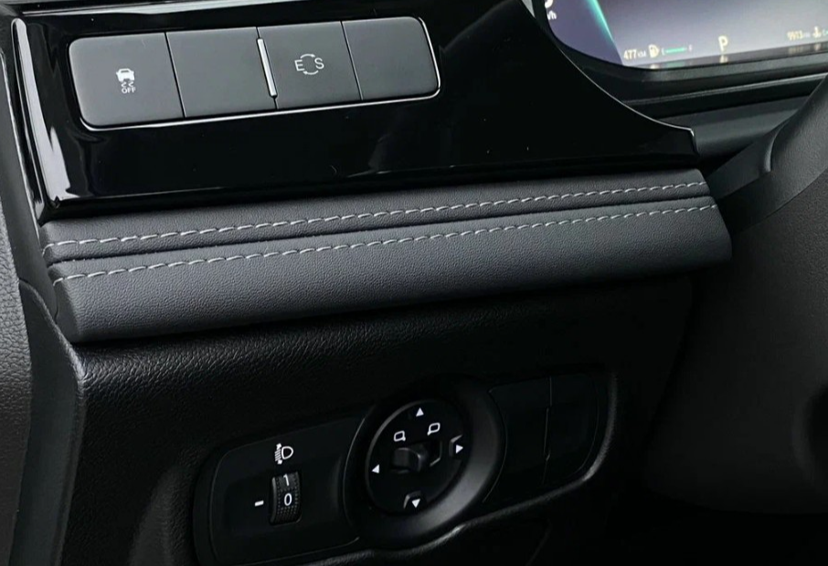 Аренда omoda s5 стандарт класса 2023 года в городе Москва Чертановская от 3000 руб./сутки, передний привод, двигатель: бензин, объем 1.5 литров, каско (Мультидрайв), ОСАГО (Мультидрайв), без водителя, недорого, вид 16 - RentRide